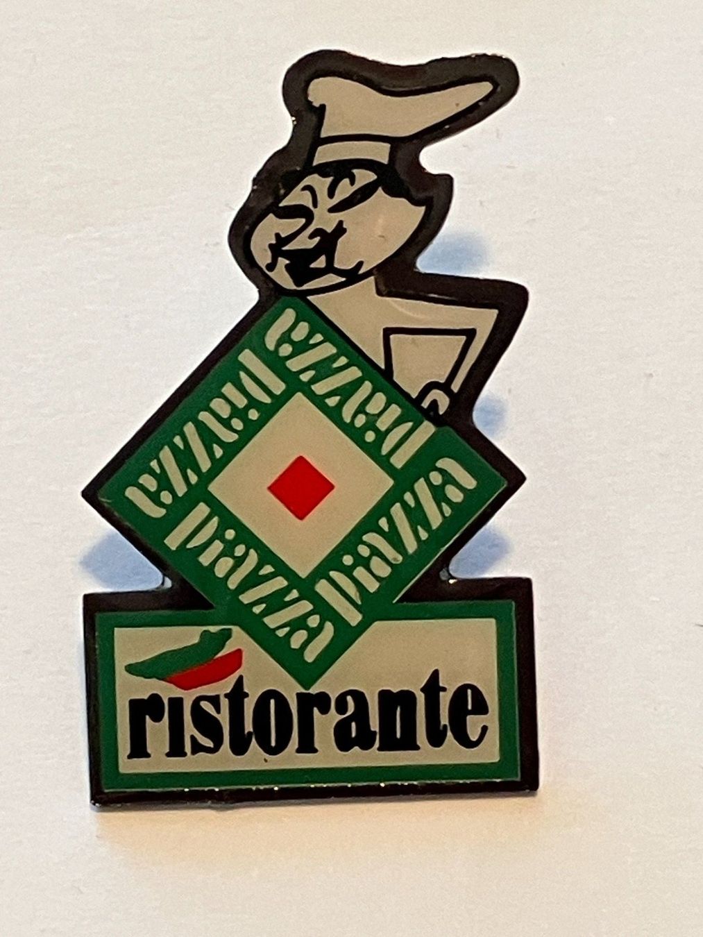 Placchette & Badge: 1 Pin Ristorante Piazza – Usato da Basel venduto da djwwpp