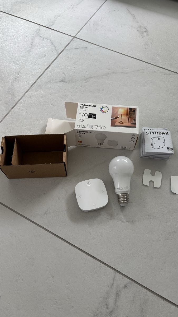 Ikea Lampade: IKEA Trdfri LED Leuchtmittel E27 – Usato da Seengen venduto da sa_land