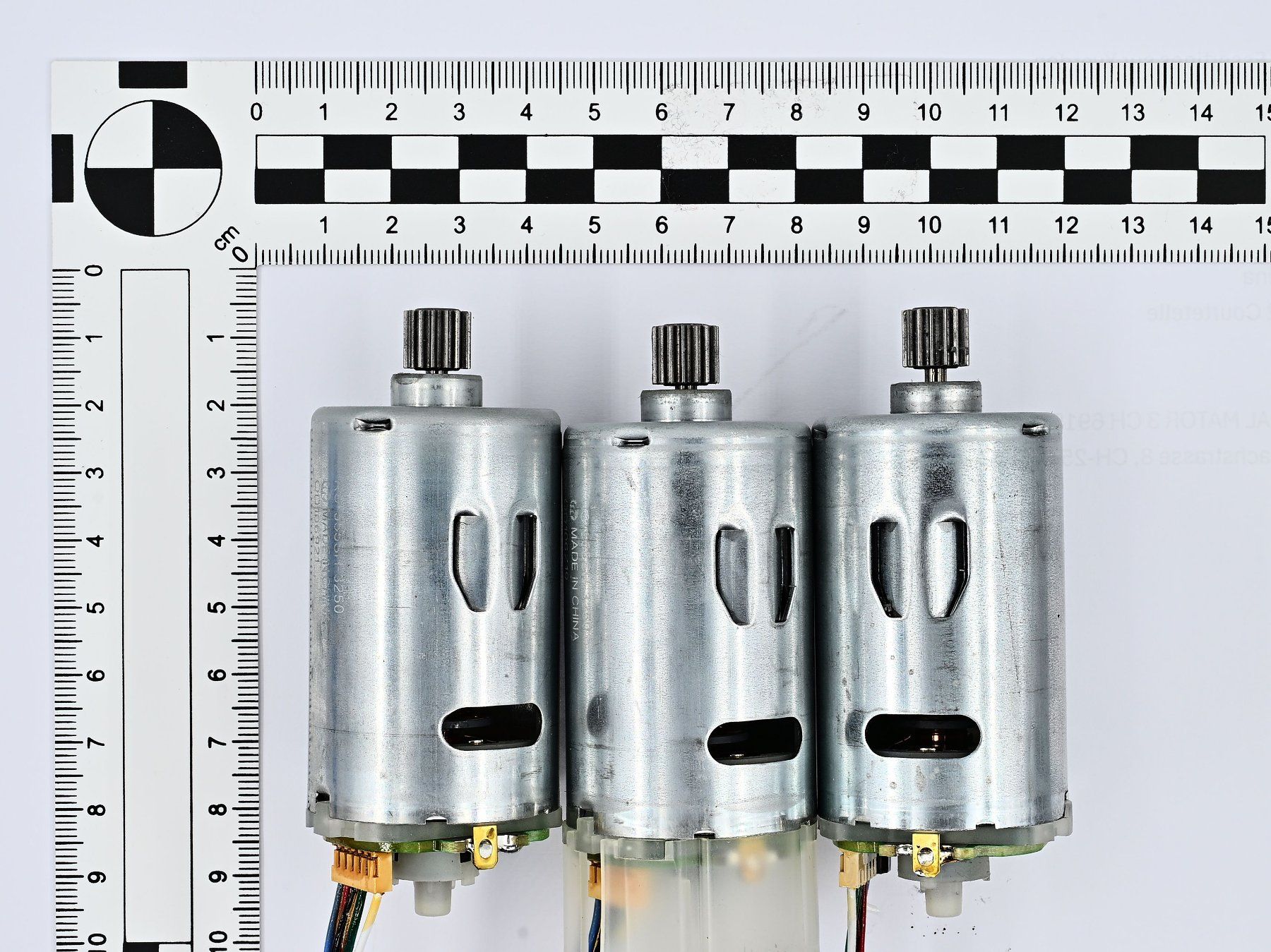 Motori: 3 Minimotoren Gleichstrom mit Zahnrad – Usato da Dürnten venduto da puumies 2