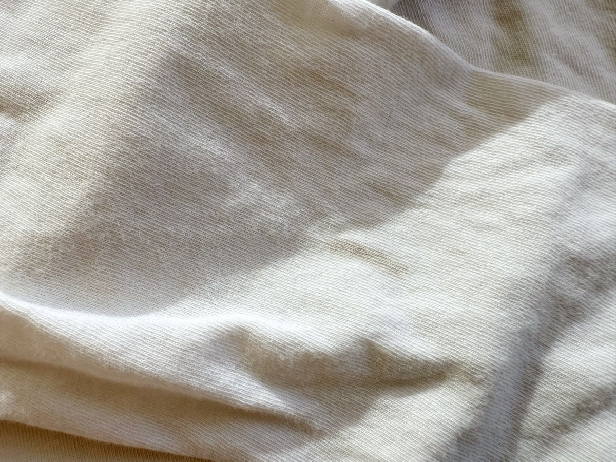 H&M Maglioni & Felpe: Basic Shirt weiss, Gr. 122/128 – Usato da Eggenwil venduto da Lissi82 2