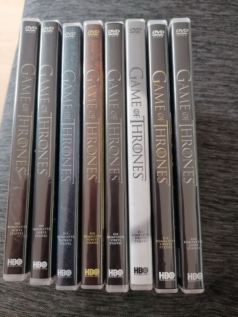Tutti i DVDs: GAME OF THRONES STAFFEL 1 - 8 – Nuovo (secondo la descrizione) da Pratteln venduto da ThereseZ