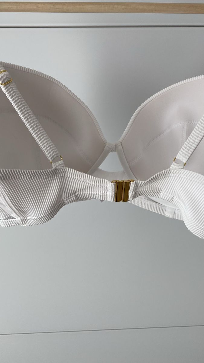 Badekleider & Bikinis: Weisses Ann Summers Bikini 80 H/38 – Gebraucht aus Magden von Gondwina 2