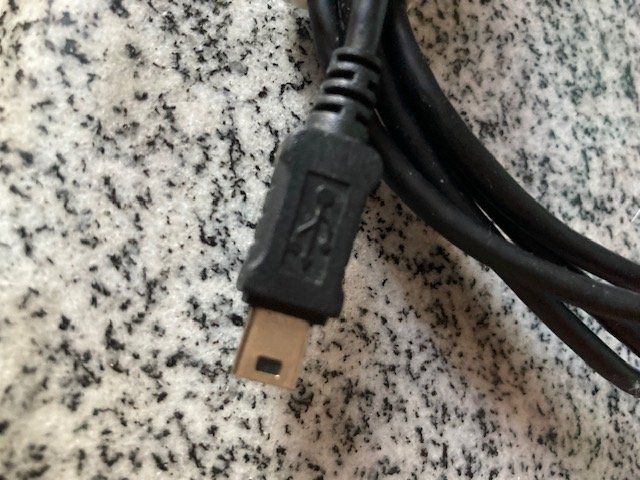 Cavi: Ladekabel USB mini 180 cm – Usato da Untervaz venduto da AndreaC04 2