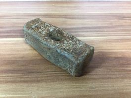 Grosser gebrauchter rostiger Schmiede Hammer Schlegel