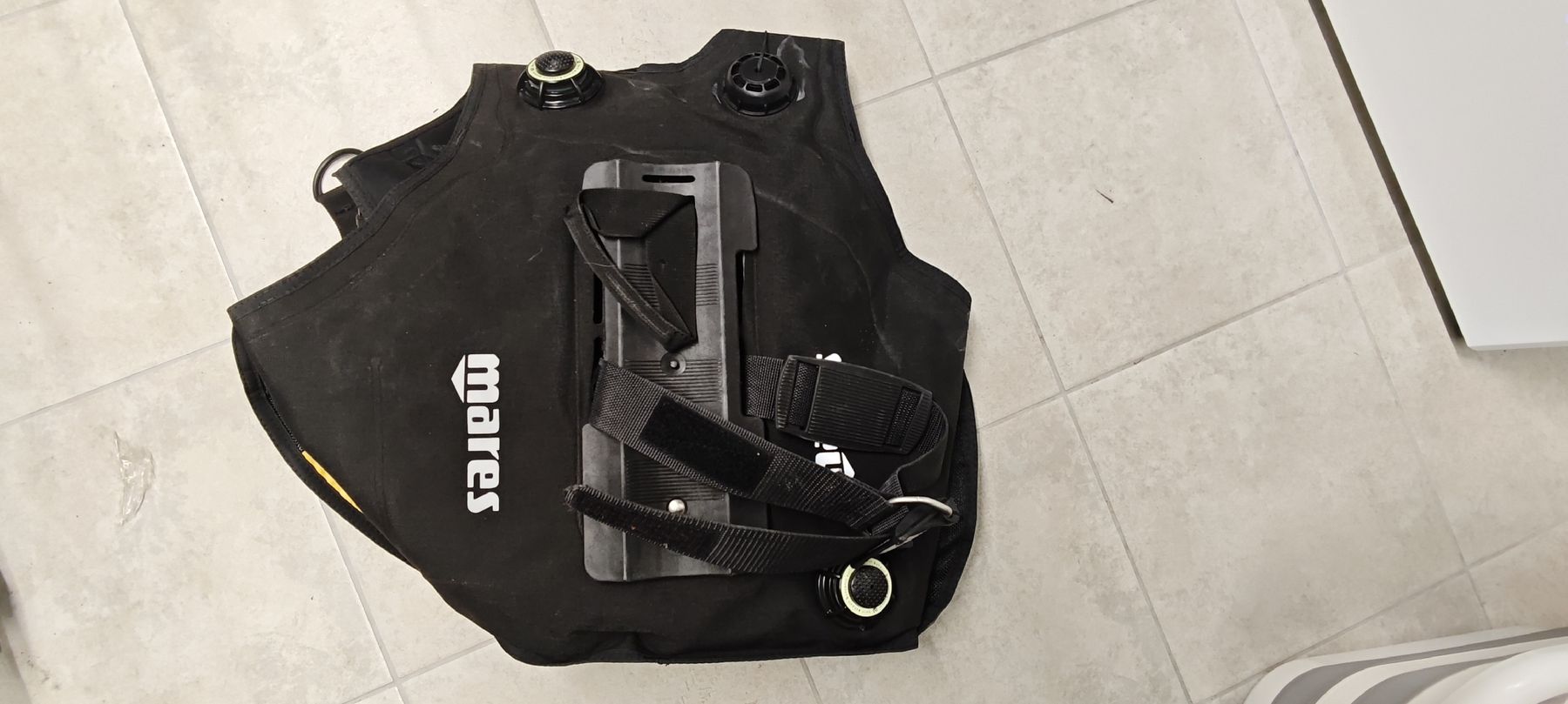 Mares Respiratori & Giubbotti: Tauchjacket Mares Pegasus Airtrimm – Usato da Kirchdorf AG venduto da Aloe11