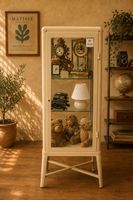 IKEA FABRIKÖR Vitrine – Beige/Creme im Retro-Industrie-Look