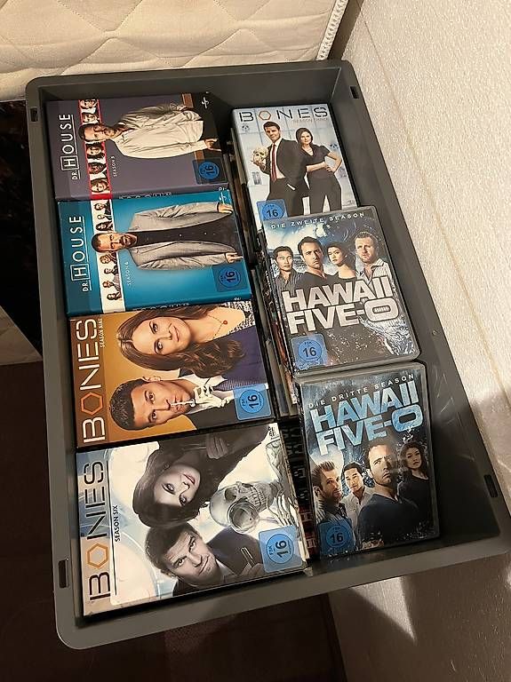 Tutti i DVDs: DVD Sammlung (Einzelverkauf möglich) – Usato da Au SG venduto da Faebukuki