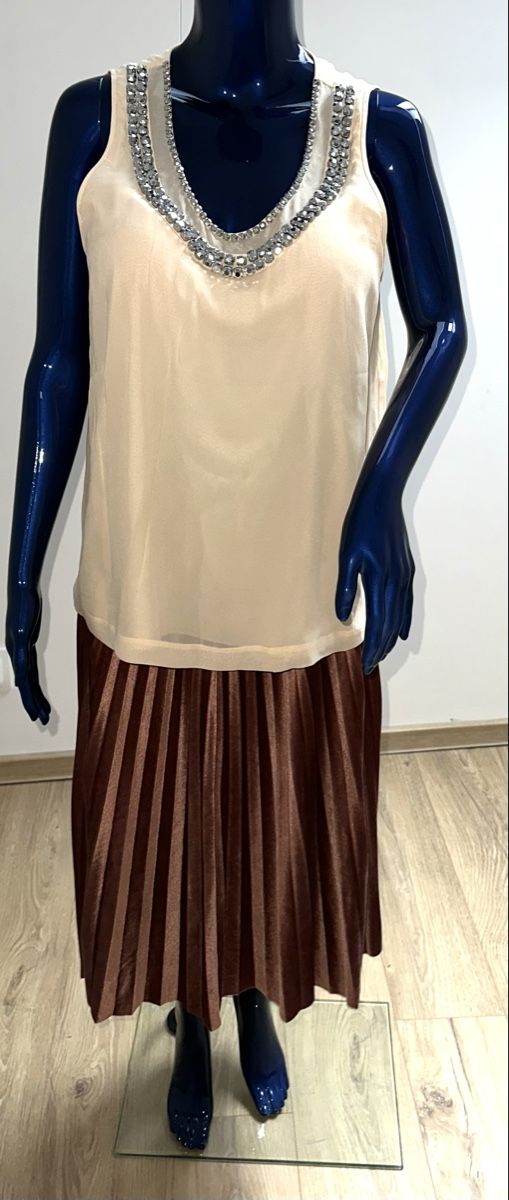 Diane von Furstenberg Top: DIANE VON FURSTENBERG TOP GR. M – Usato da Unteraegeri venduto da MH203 1