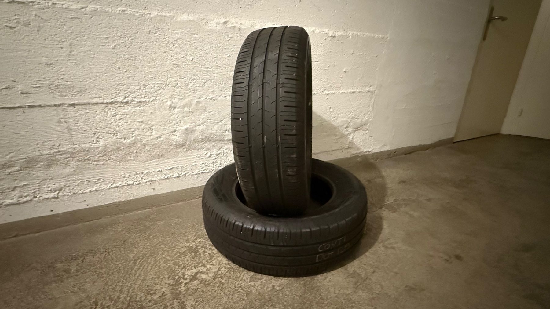 Continental Pneumatici & Ruote complete: Continental 185/65R15 – Usato da Glattbrugg venduto da BlitzSale