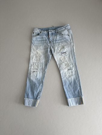Dsquared2 Jeans, Gr. 42, Cool Girl Cropped, Top Zustand!