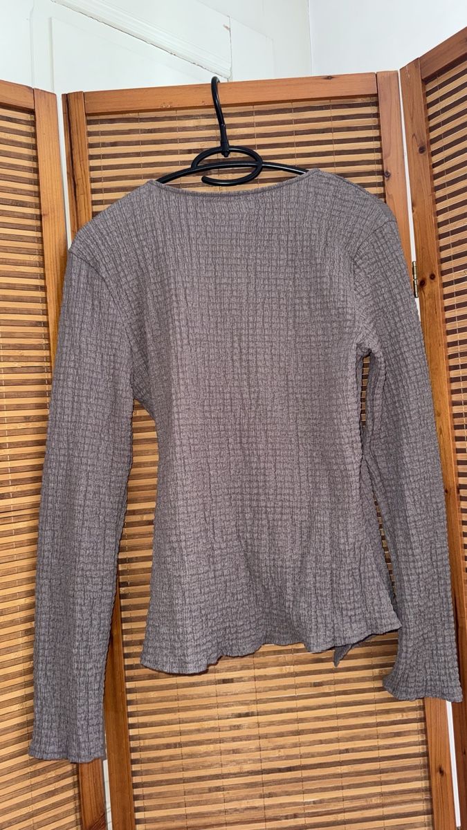 Pull&Bear Camicette: Wickelbluse Pull&Bear, L/XL – Usato da Gümligen venduto da morticiaaddams 2