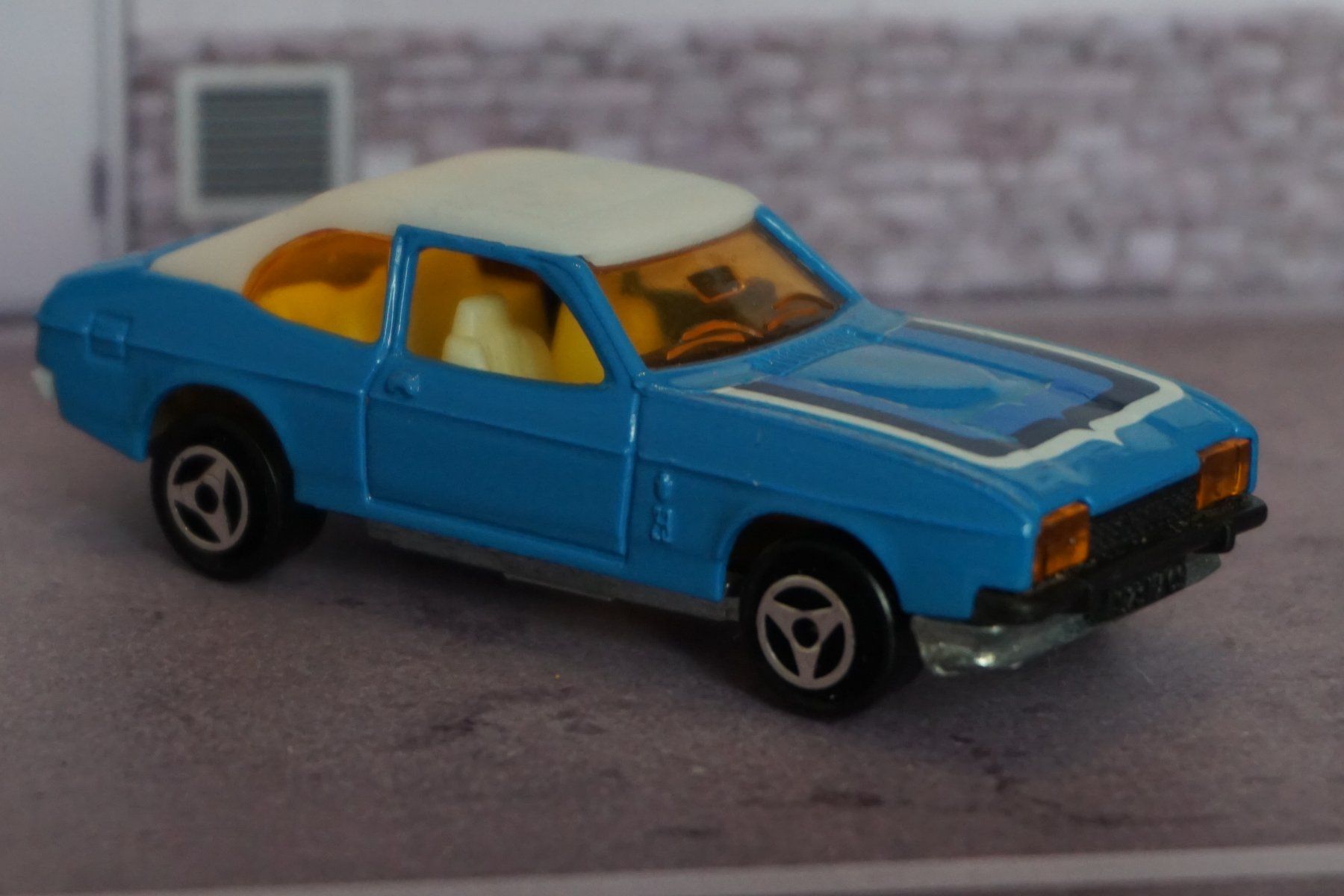 Majorette Modellini d'auto: Majorette Ford Capri KULT TOP !!!!!!!!!!!!!!!!!!!! – Usato da Reiden venduto da Doppeldecker69