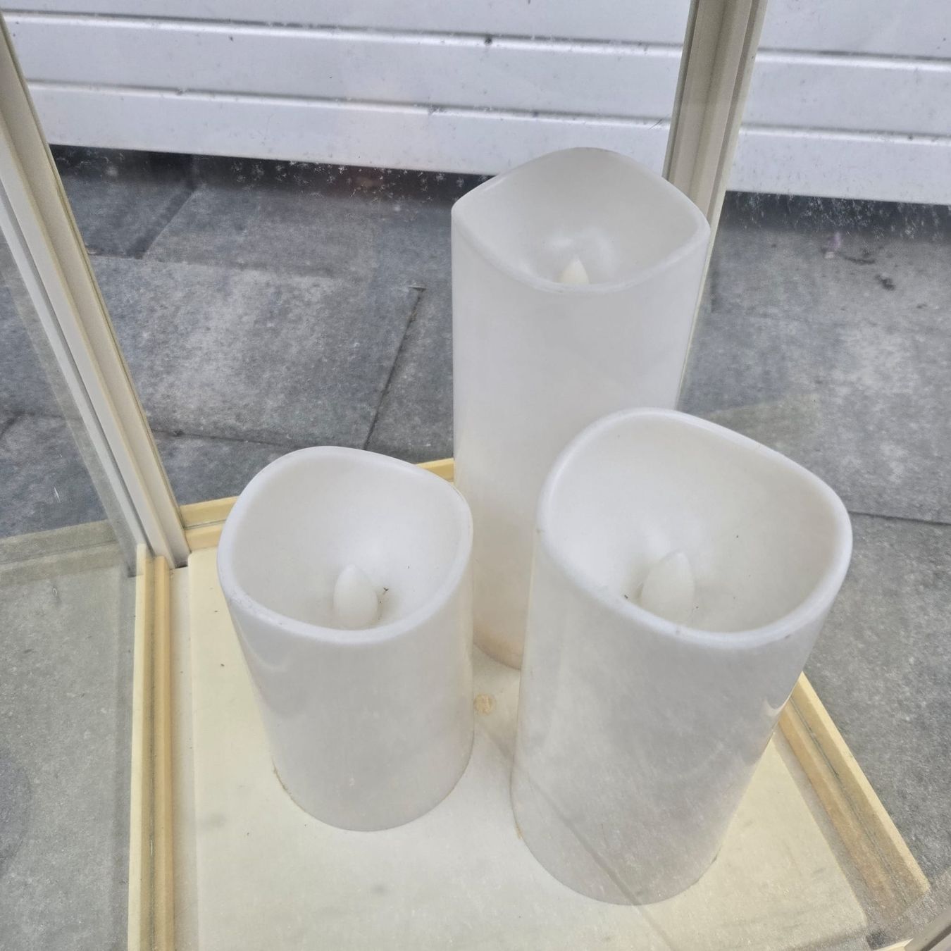 Lanterne: Weisse Laterne mit LED Kerzen - Dekoration! – Usato da Rheinsulz venduto da Dred 3