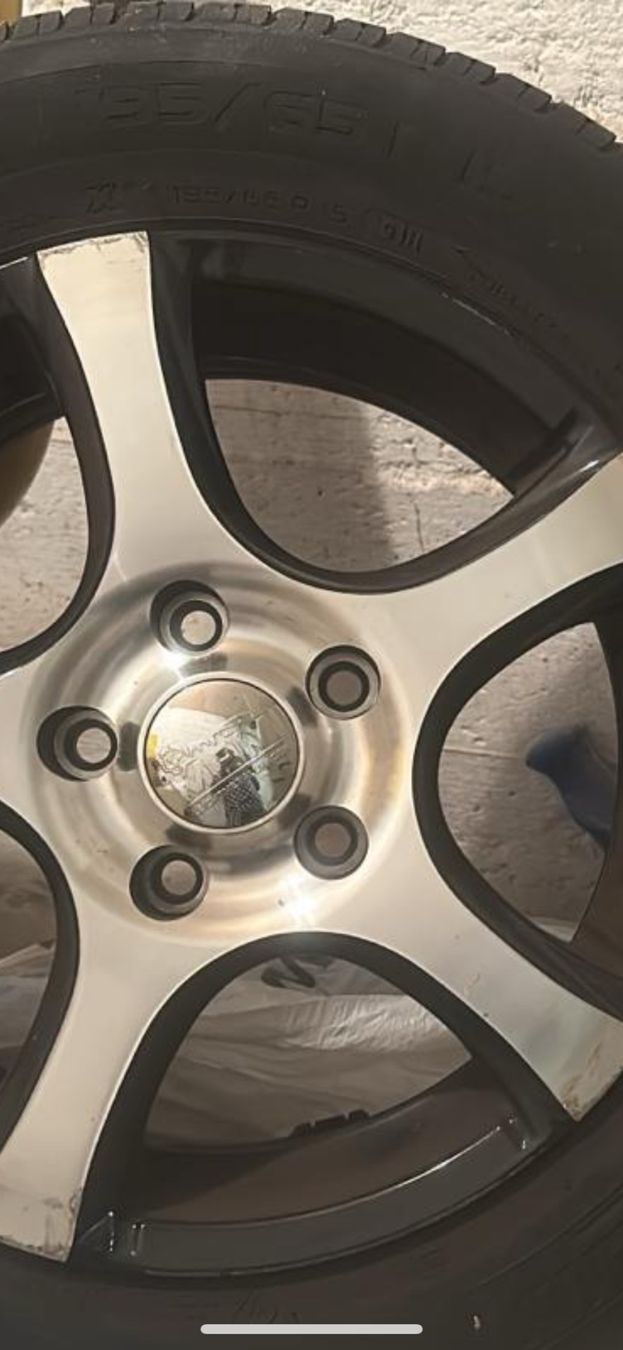 Pneumatici & Ruote complete: Autoreifen: 195/65 R15 – Usato da Zürich venduto da mit_2zd7 3