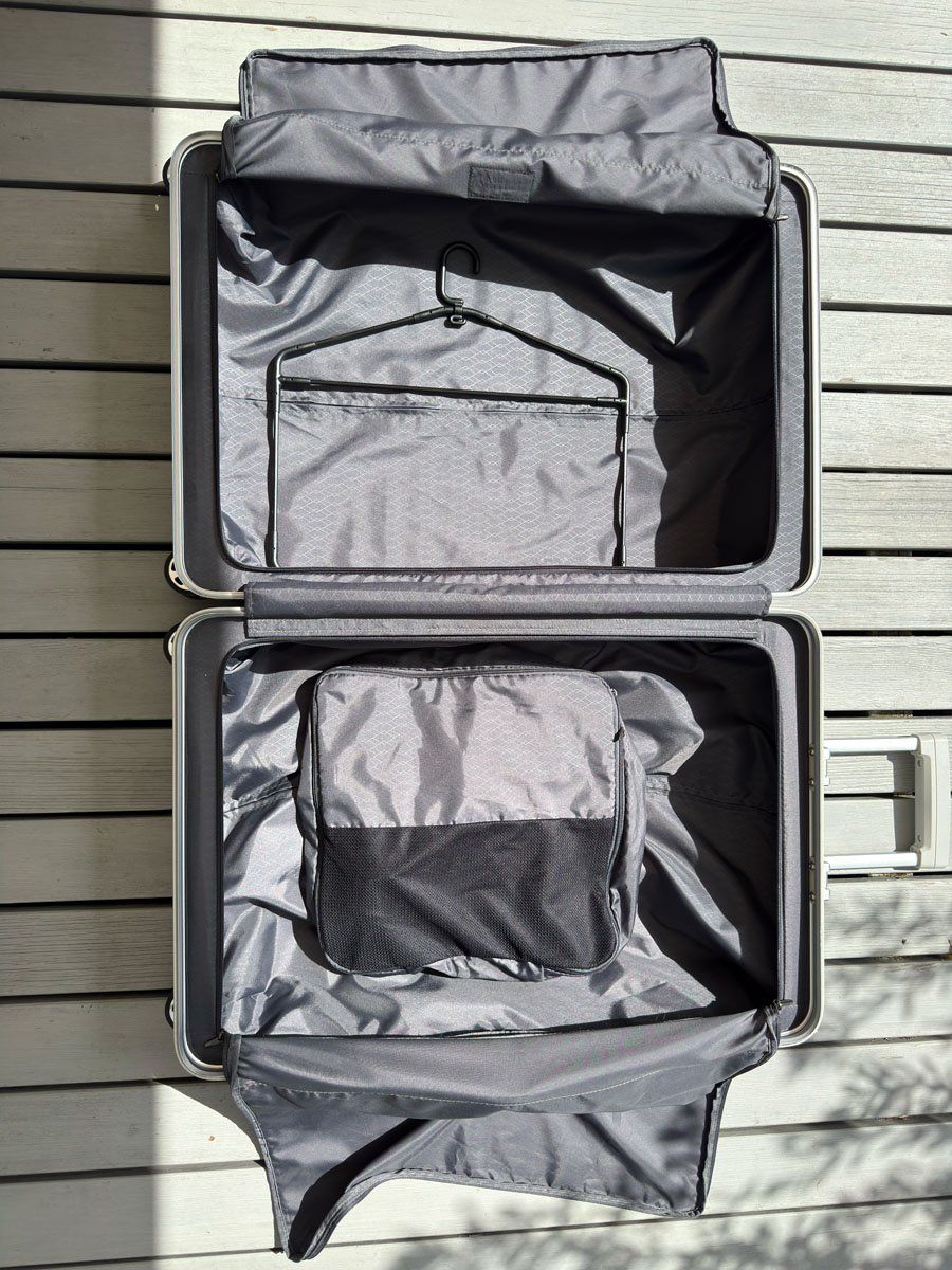 Reisekoffer: Lufthansa Aluminium Collection Koffer L, Silber – Gebraucht aus Thalwil von staublee 5