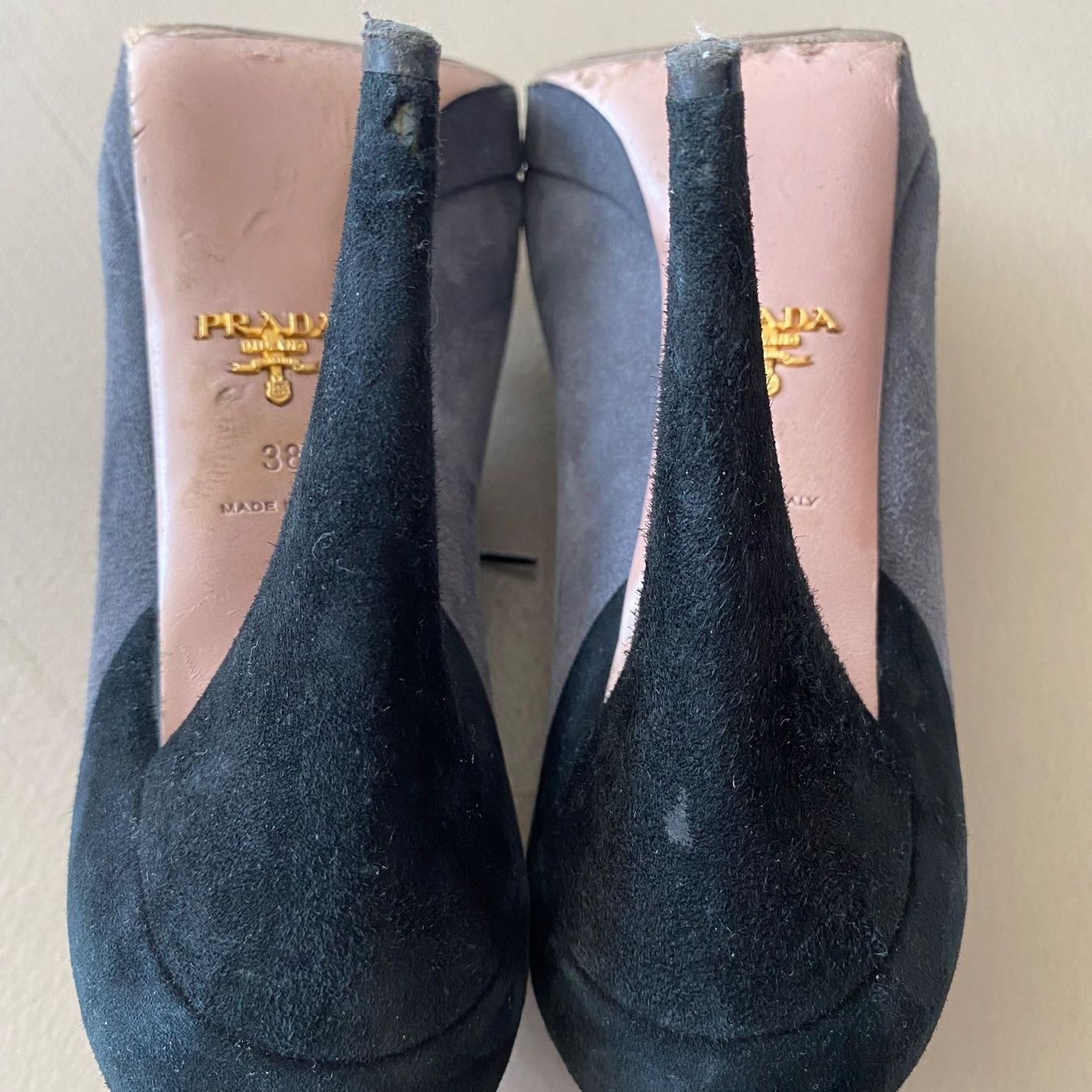 Prada Scarpe da donna: PRADA Velours Leder Stiefeletten – Usato da Zürich venduto da ClosetQueen 7