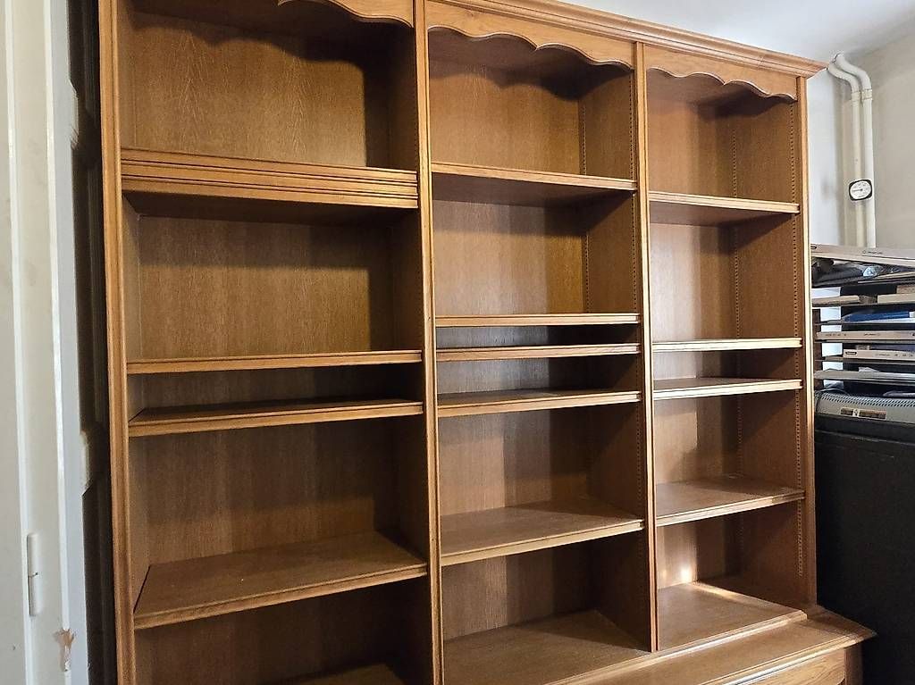 Scaffali: A donner Grand meuble armoire - bibliothèque – Usato da Genève venduto da oloutan 3