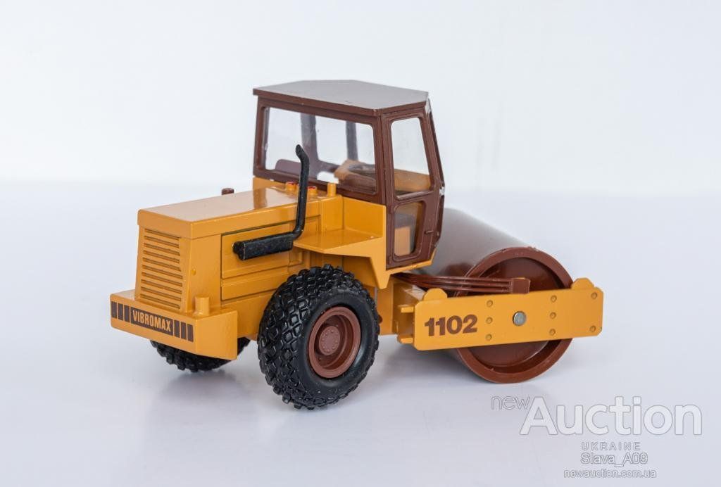 Conrad Modellini d'auto: CASE VIBROMAX W 1102 - Conrad 1:35 OVP – Nuovo e nell'imballaggio originale da Spiez venduto da Mlandcruiser 2