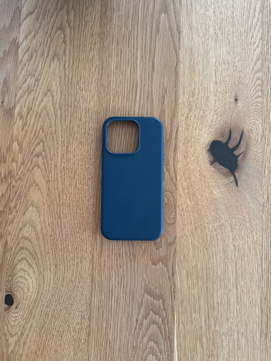 Covers & Schutzfolien: Lederhülle · Apple iPhone 15 Pro – Neu (gemäss Beschreibung) aus Aarau Rohr von TuffTony 5