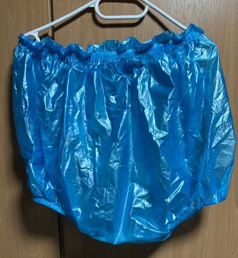 Pantalons: PVC-Hose – Neuf (Voir description) à Uetliburg SG par Foxhotel