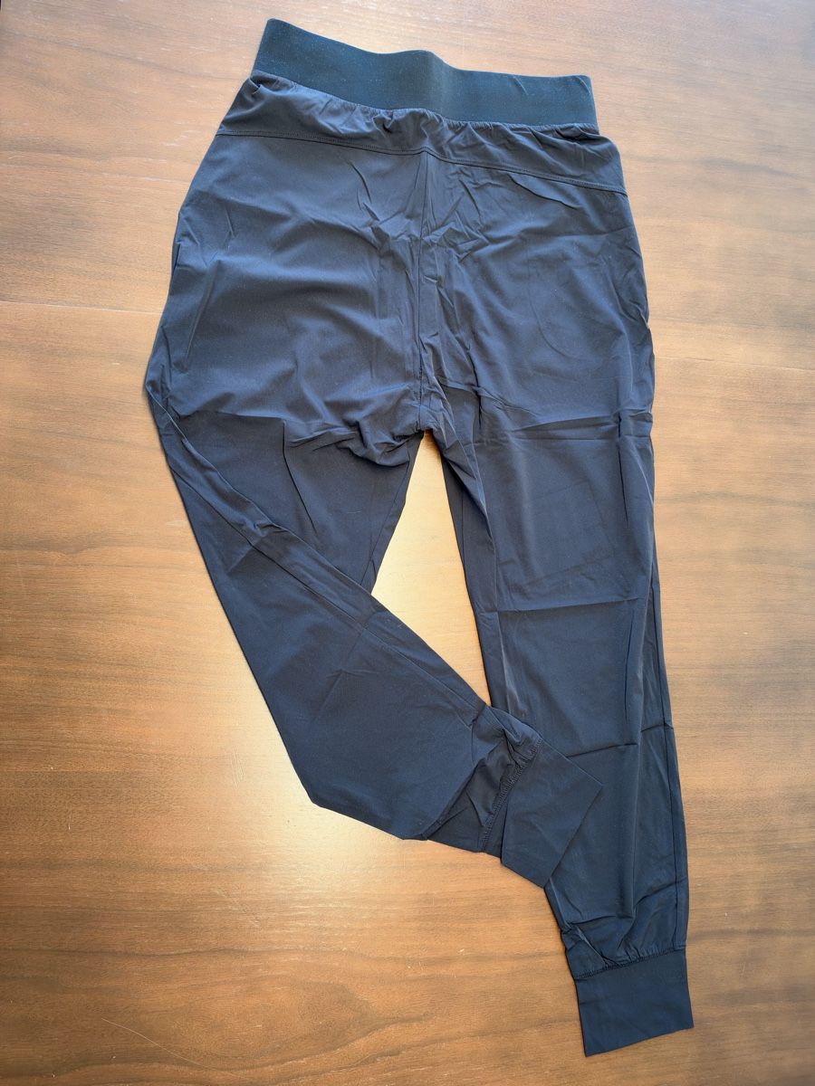 Nike Pantalons: Nike Performance Jogginghose, schwarz, Grösse S – D'occasion à Zumikon par leskel 1