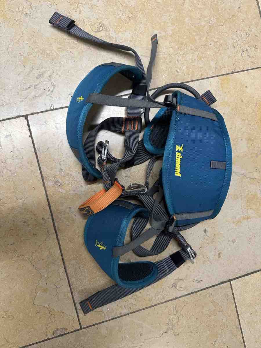 Kletterausrüstungen: Simond Easy Climbing Harness Size S-M Like New – Neu (gemäss Beschreibung) aus Rheinfelden von baseldon 7