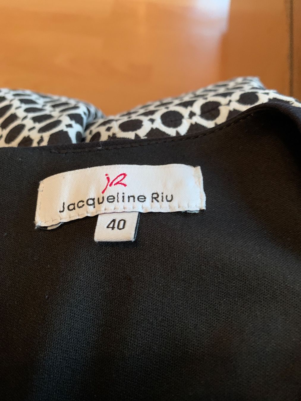 Kleider: Jolie robe Jacqueline Riu taille 38 – Gebraucht aus MEYRIN von Gwendo10 2