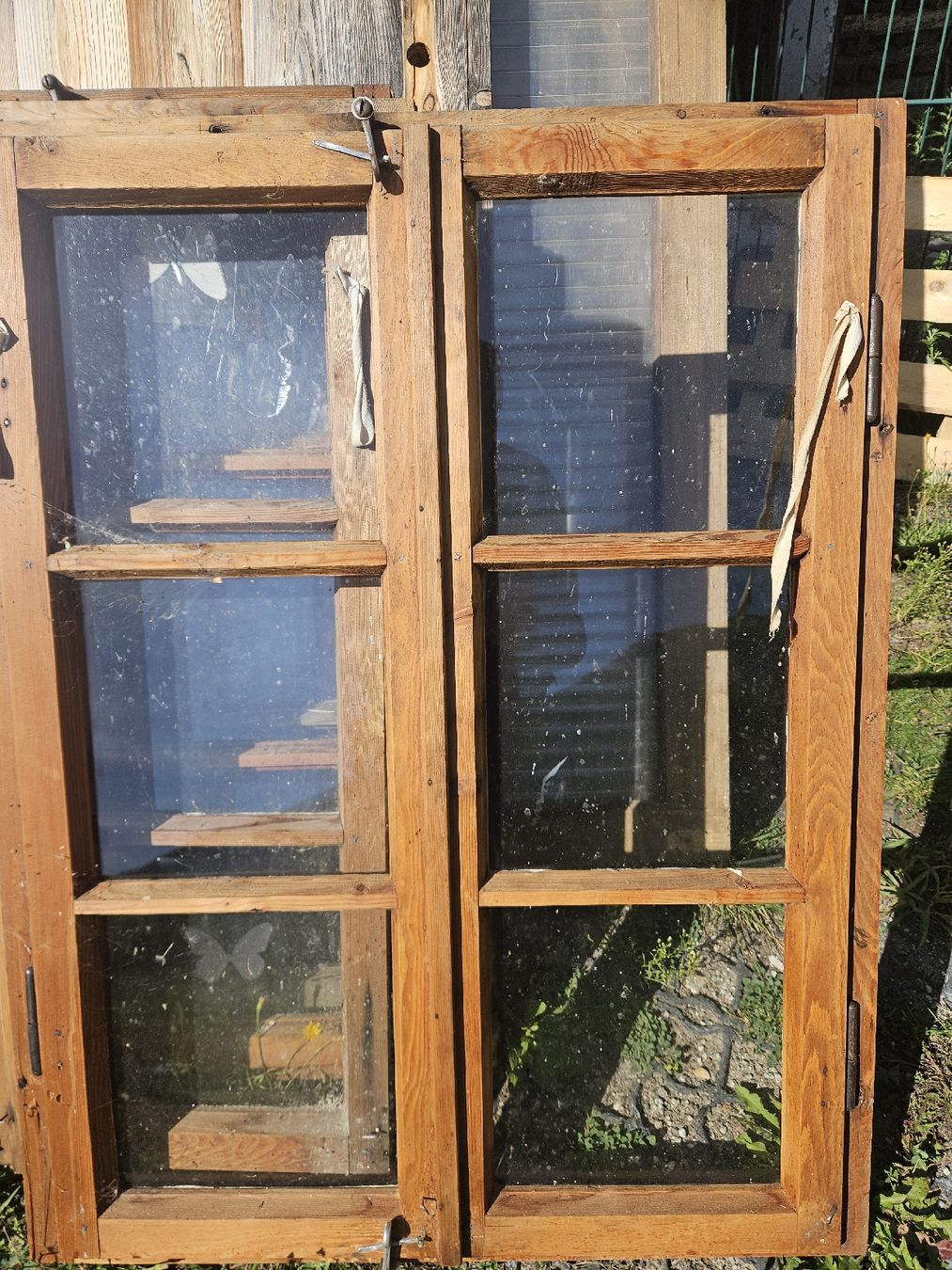 Finestre: alte Fenster mit Rahmen – Usato da Reckingen VS venduto da gommi61