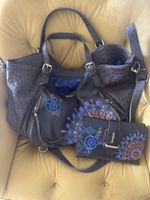 Schöne Desigual Handtasche mit Portemonnaie, Top!