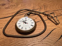 Vintage Taschenuhr „Tech“ – Swiss Parts – Defekt / Bastler