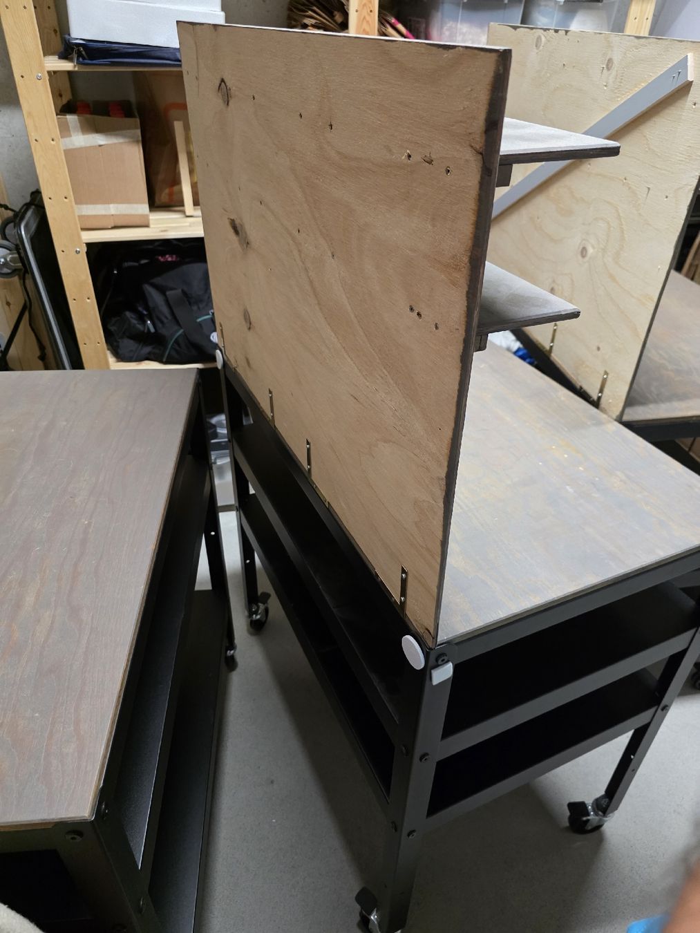 Scaffali: IKEA BROR Gestelle mit Rollen – Usato da Oberflachs venduto da Pincopallino 1