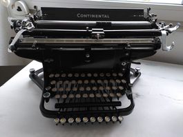 Continental Schreibmaschine antik