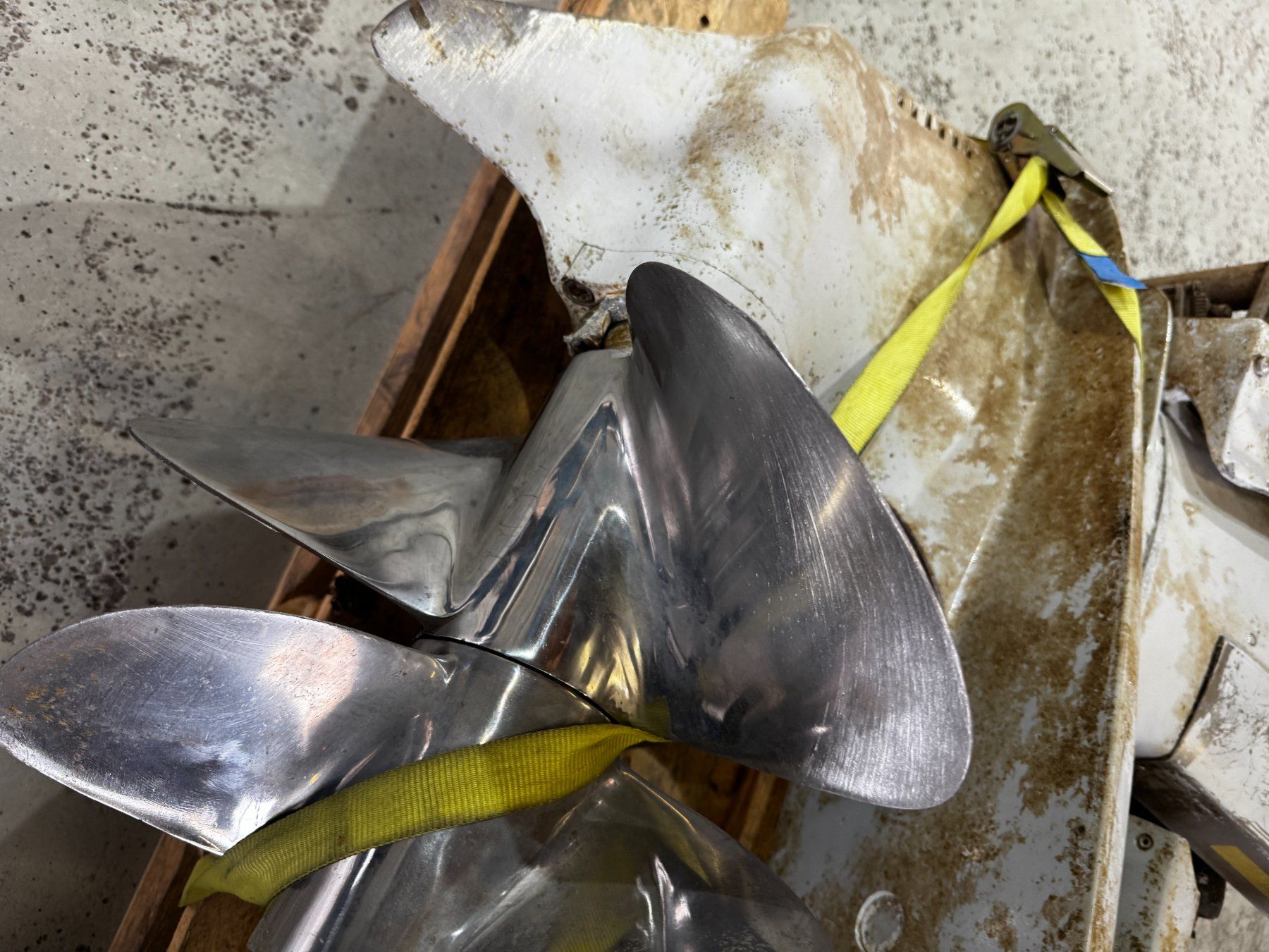 Barche: ORIGINAL Volvo Penta C6 Duoprop-Propellersatz – Usato da Russikon venduto da swissmade-12 3