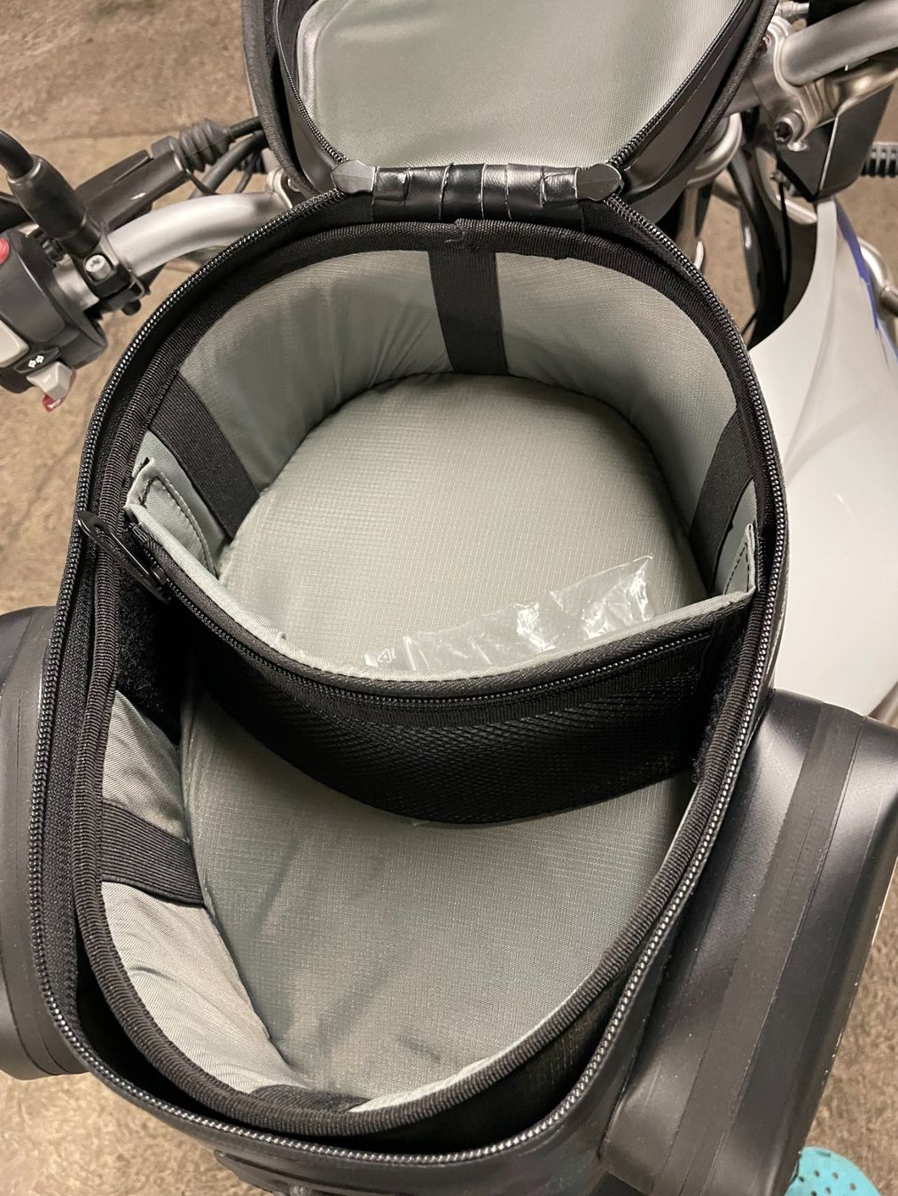 Rucksäcke: Tankrucksack SW-MOTECH PRO City WP – Neu (gemäss Beschreibung) aus Lachen SZ von portbrin 4