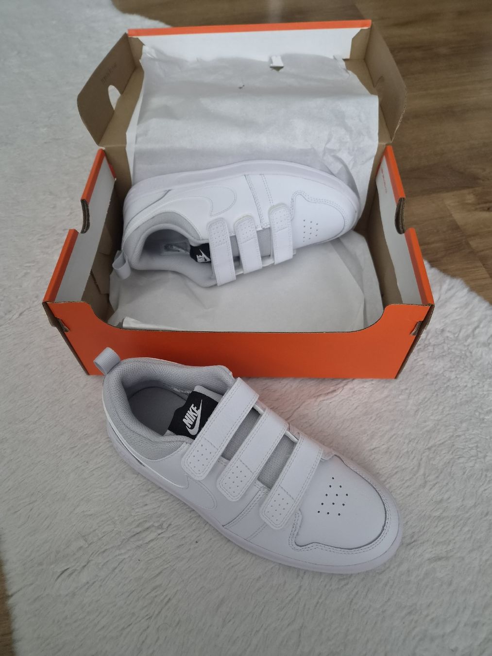 Nike Scarpe da uomo: Nike neu! Gr. 38 – Nuovo e nell'imballaggio originale da Birr venduto da Daria_secondhand