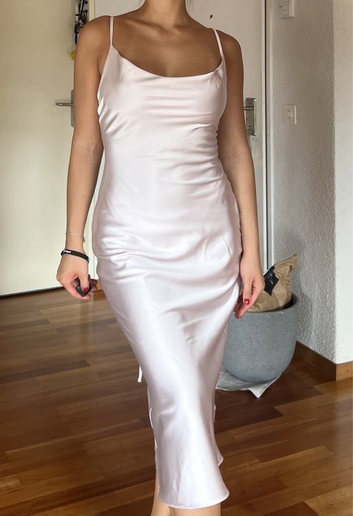 Reboundich Dress in Gefuhl Beige