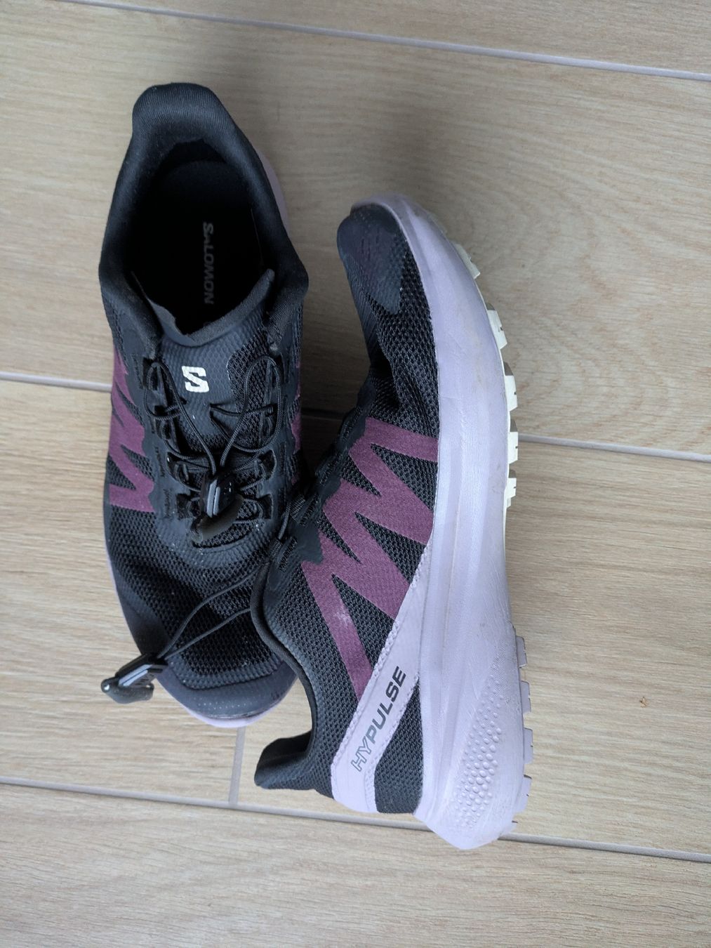 Salomon Scarpe da donna: Salomon hypulse Gr. 38 2/3 – Nuovo (secondo la descrizione) da Zürich venduto da annjoe 2