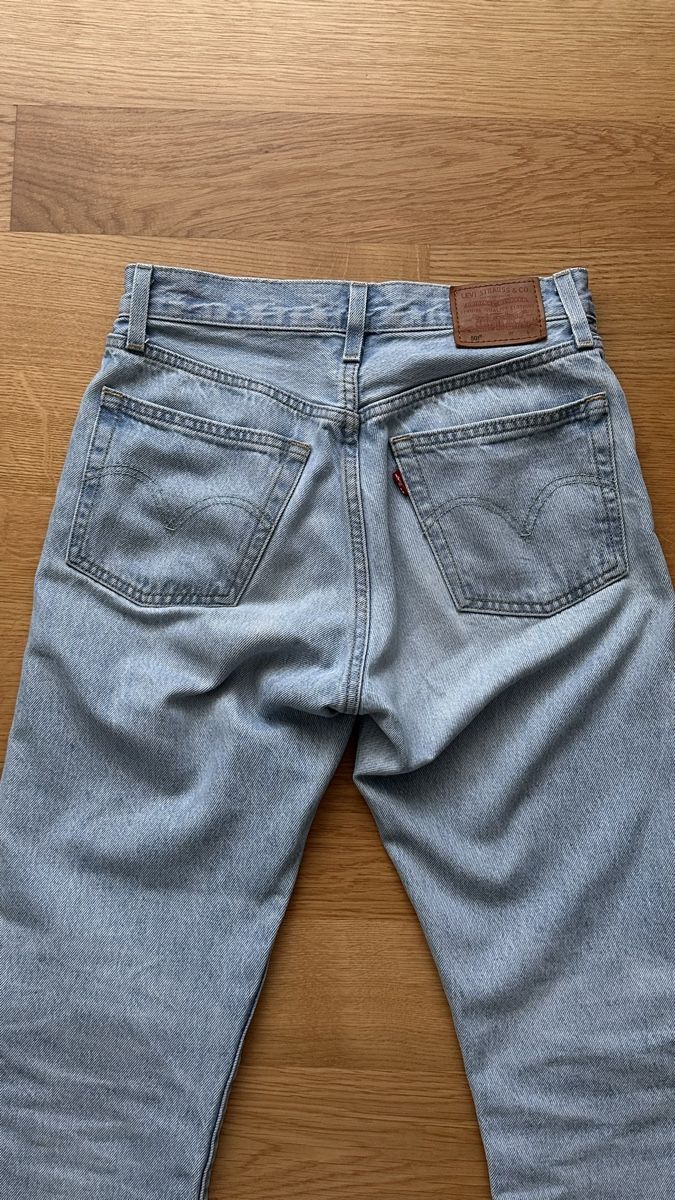 Levi's Jeans: Levi's Jeans hellblau Grösse W24 L26 – Nuovo (secondo la descrizione) da Bern venduto da WiederWert 3