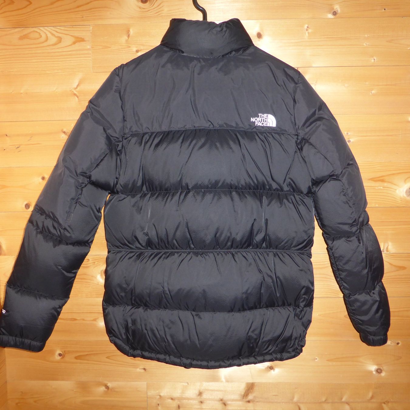 North Face Giacche: Daunenjacke THE NORTH FACE, Gr. M – Usato da St.Gallen venduto da regenbogen5 2
