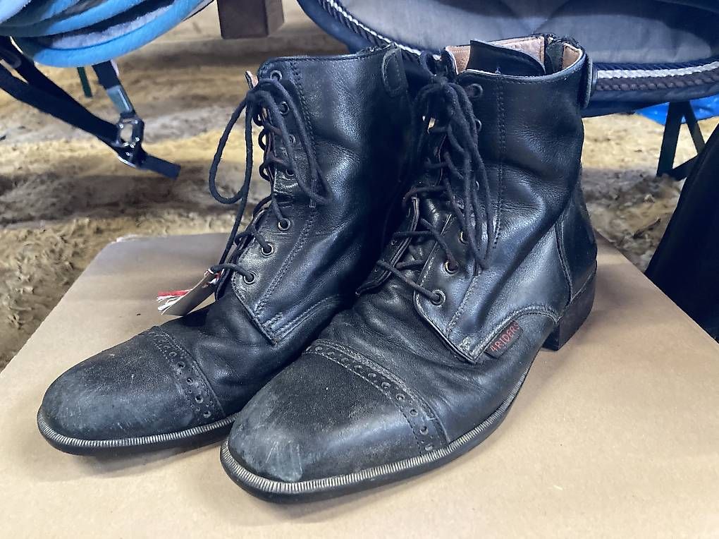 Scarpe da donna: Reitstiefelette – Usato da St. Gallen venduto da mue_2nxv