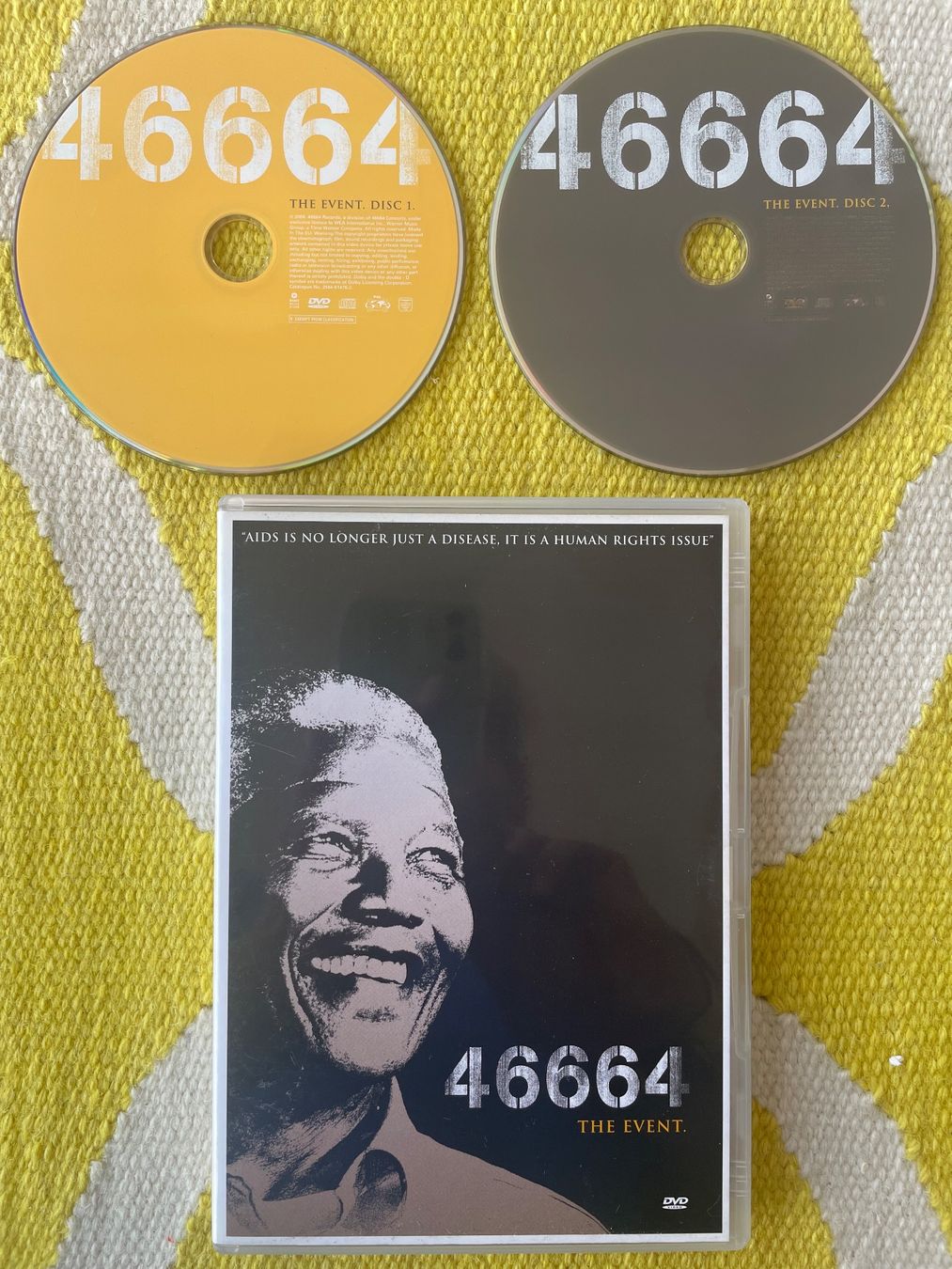 Tutti i DVDs: NELSON MANDELA-2DVD 46664 THE EVENT – Usato da Rorschacherberg venduto da CD-Roli