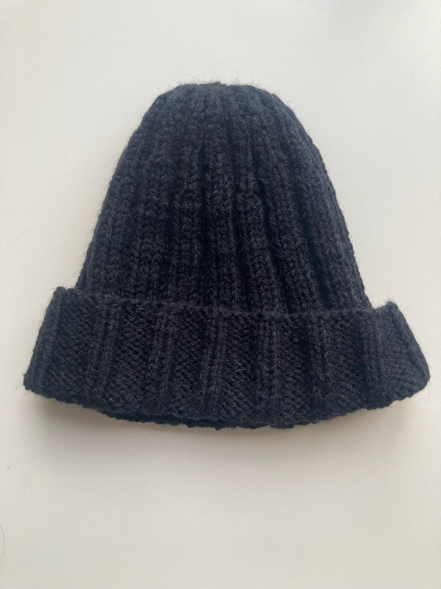 Copricapi, berretti & cappellini: Mütze/Beanie, handgestrickt – Usato da Bern venduto da Economic-spider 1