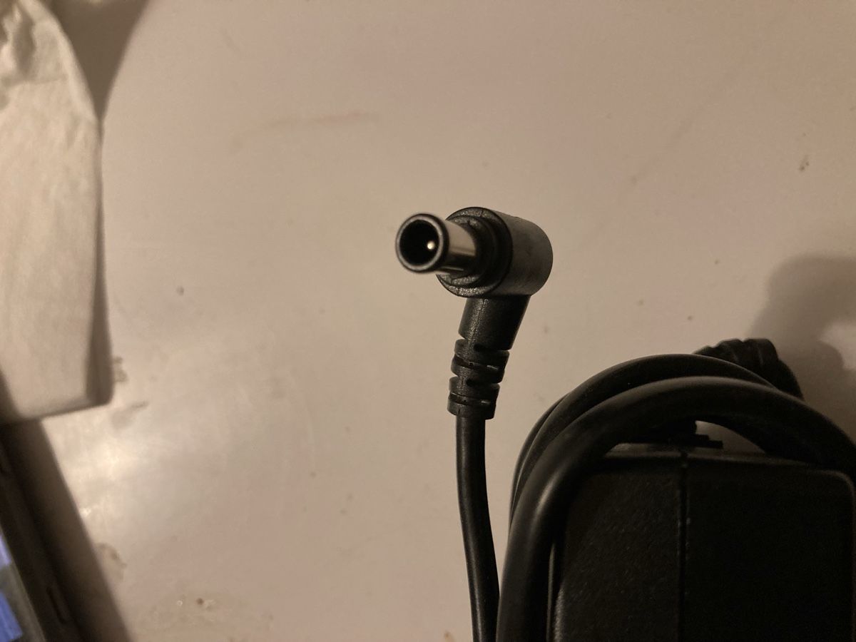 Sony Caricabatterie: Sony PCGA-AC19V AC Adapter Netzteil 19.5V 3.3A – Usato da Flawil venduto da rcnkr 3