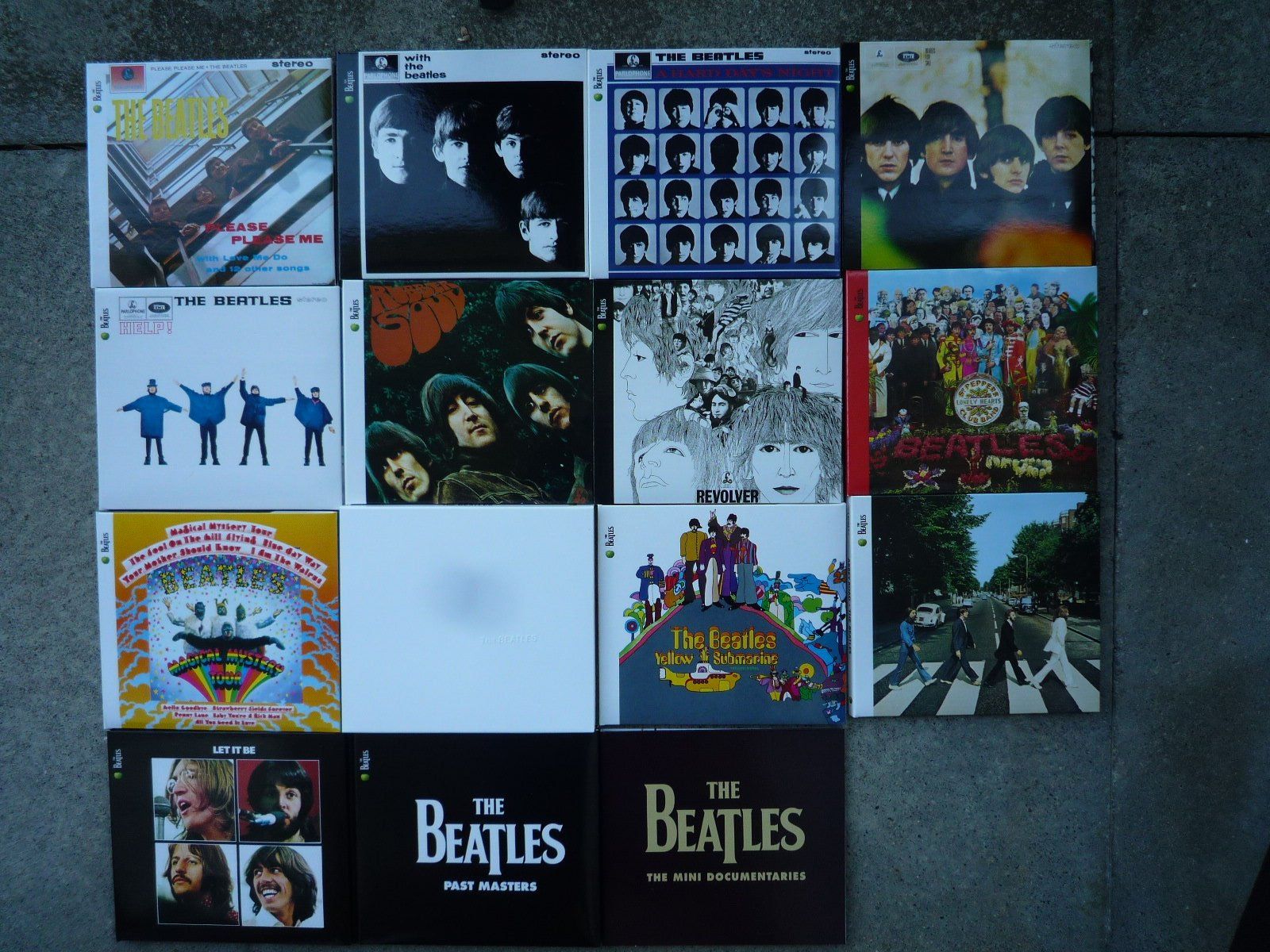 CD: The Beatles - CD-Box "Die Original Studio-Aufnahmen" – Usato da St. Gallen venduto da Gartenfreund 1