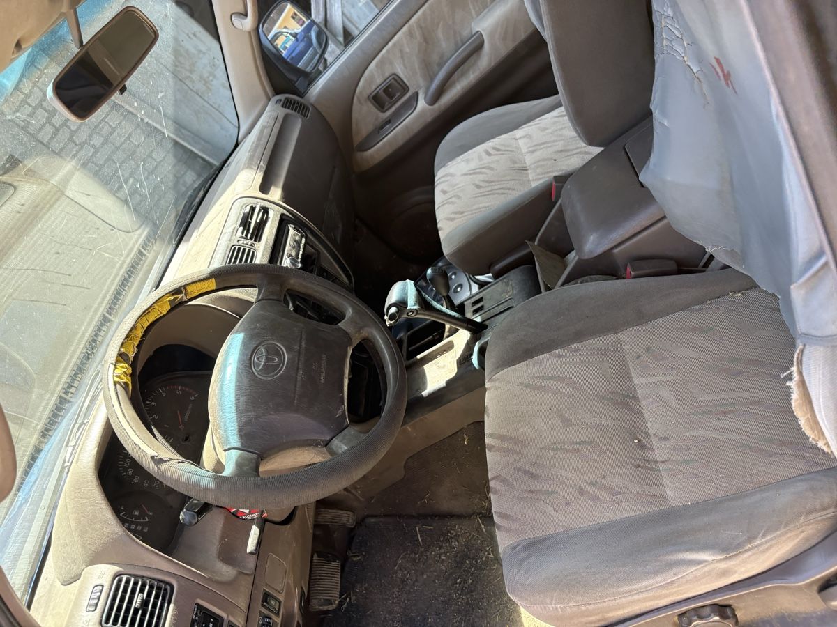 Toyota Autos: Toyota Land Cruiser – Gebraucht aus Siviriez von S16_cl2000 4