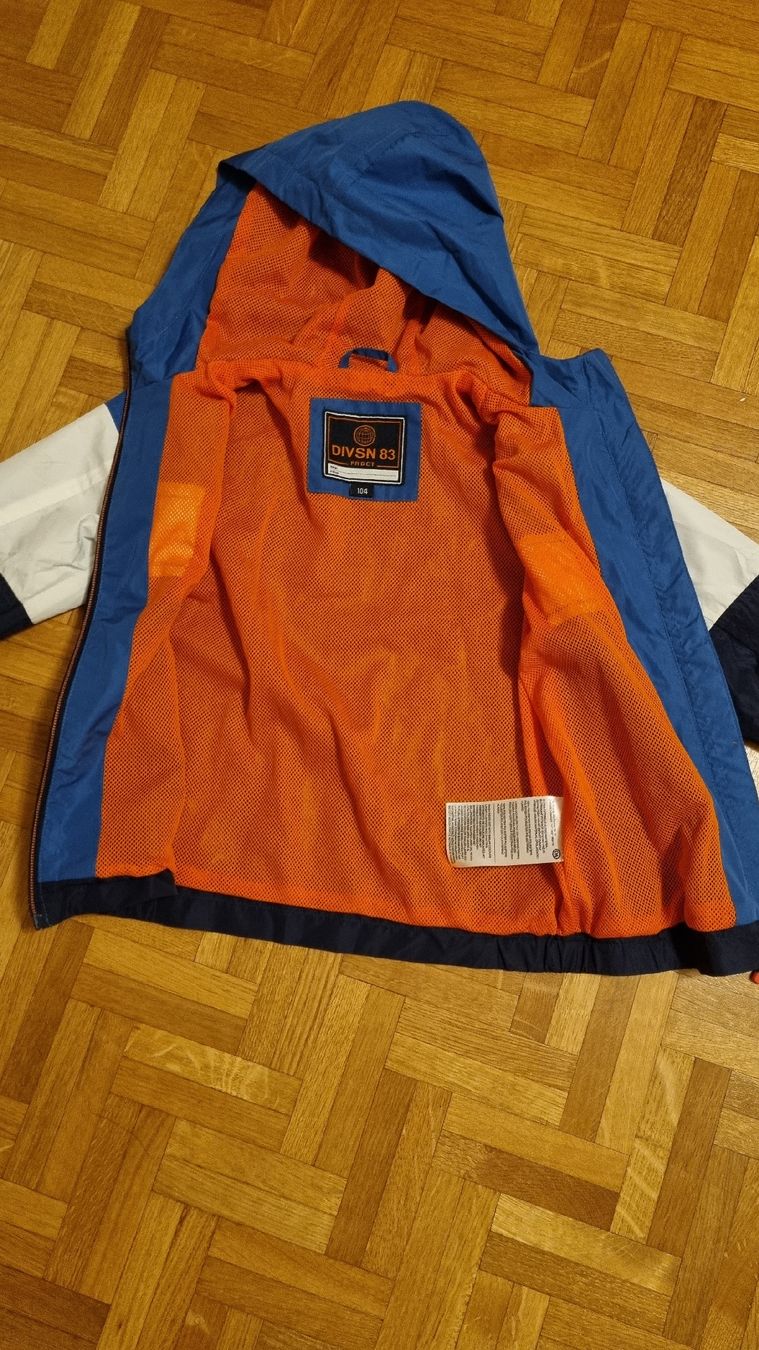 Giacche & Cappotti: veste garçon taille 104 – Usato da Ferpicloz venduto da Clicli014 1