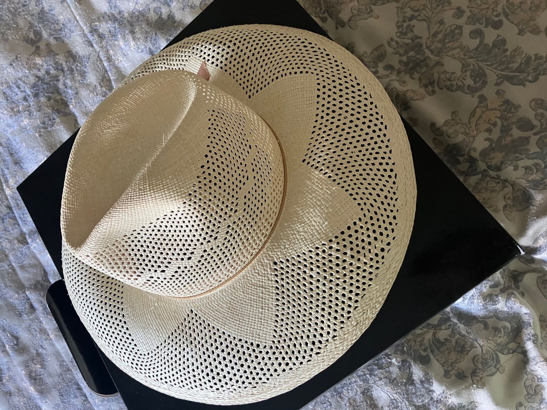 Borsalino Copricapi, berretti & cappellini: New Borsalino straw hat Gr. L – Nuovo e nell'imballaggio originale da Zürich venduto da DrODrMo