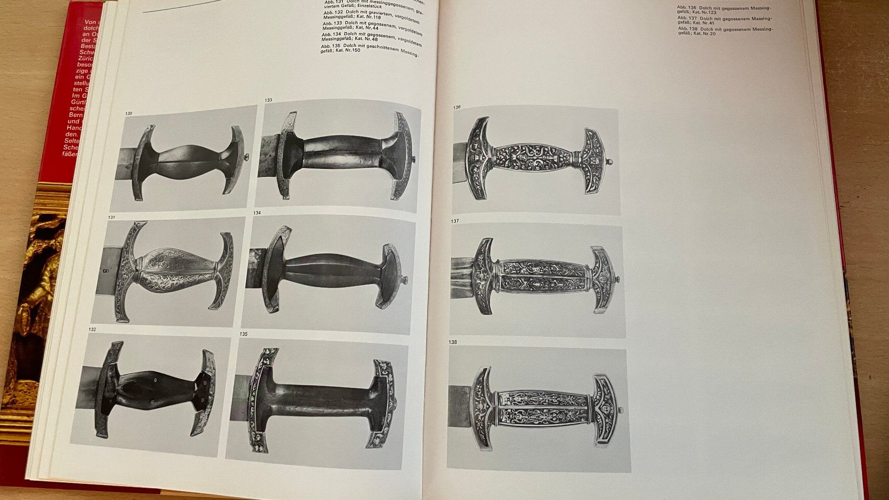 Libri: Schweizer Dolch - Waffenbuch - Hugo Schneider – Usato da Glattfelden venduto da cybermaxx 8