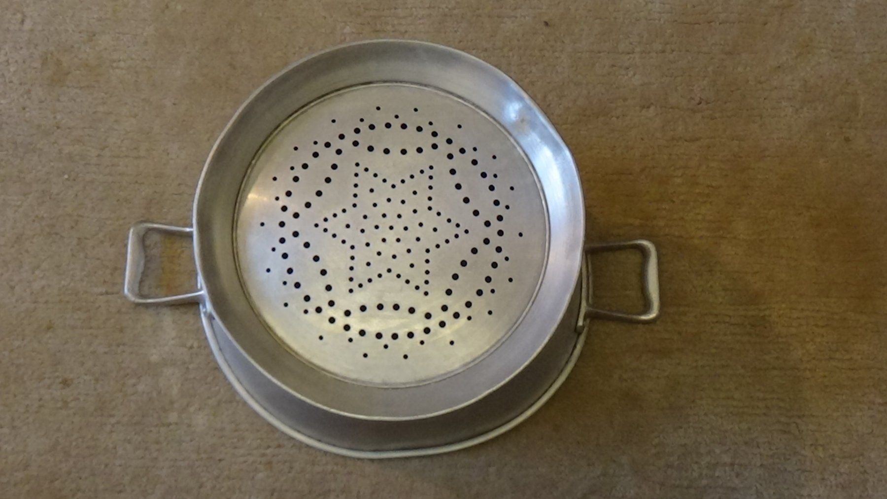 Elettrodomestici da cucina: Altes Löcherbecken ALA 30cm – Usato da Wiedlisbach venduto da Bobesch10 2