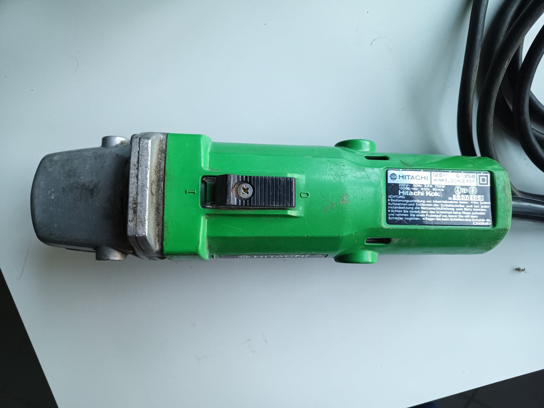 Hitachi Smerigliatrici & Lucidatrici: Hitachi G13SB Winkelschleifer – Usato da Oberegg venduto da A-Z.Handel.Loehrer 6